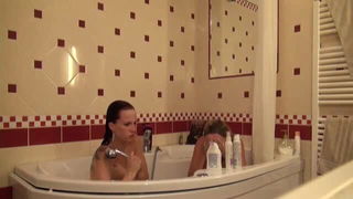 Leila Smith Leony Aprill bath massage xxx scene